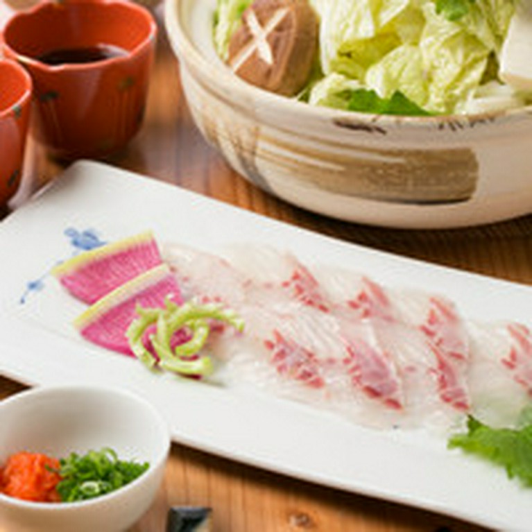 通年で鍋コースもございます