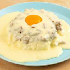 大人気!!　チーズのドレスを纏った『絶品チーズキーマカレー』