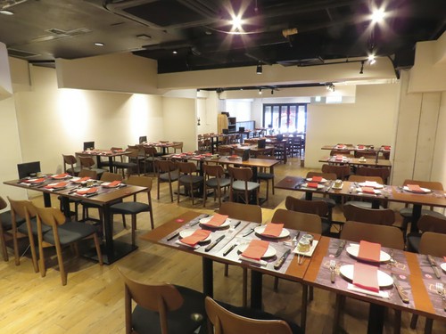 開放感のある路面店！