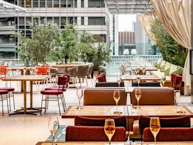 テラス席がある