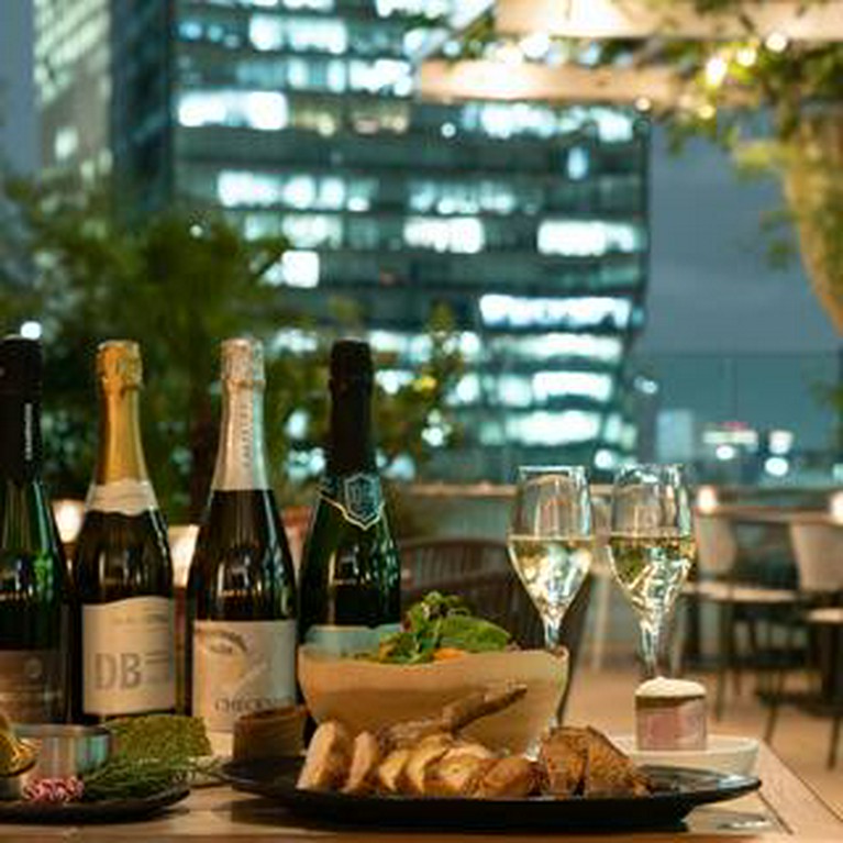 オリジナルカクテルやワインペアリング