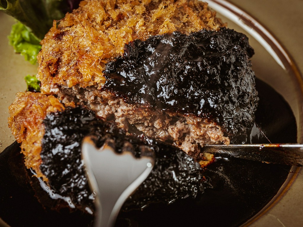 肉汁がジュワッと溢れる幸せのおいしさ『メンチカツ』