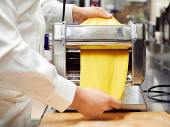 卵黄だけを使い、毎日打つフレッシュな生パスタ				