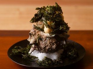 鎌倉のお店のころからのスペシャリテ『さざえの揚げ物』			