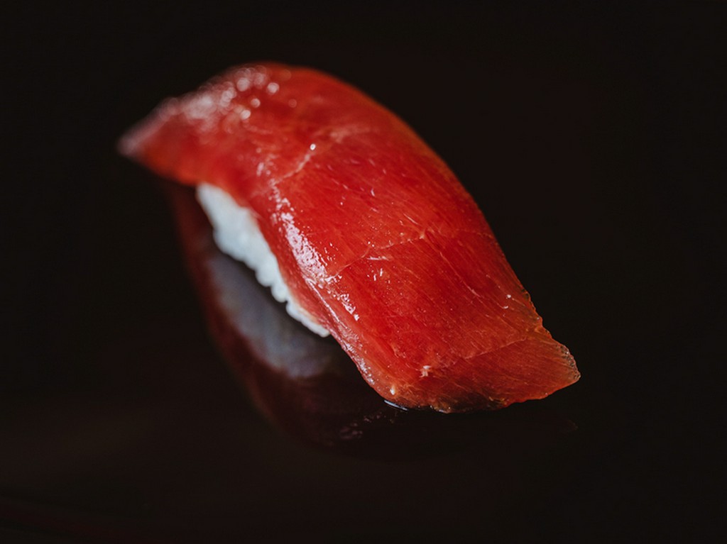 幸福感がこみ上げる『鮪赤身』