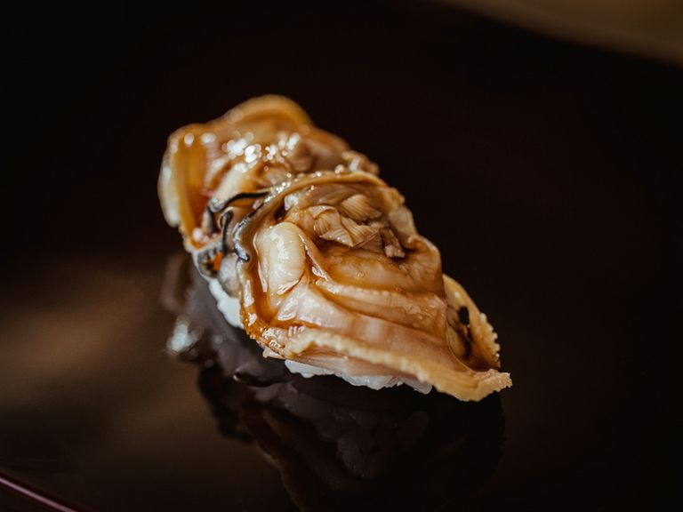 小さな芸術作品。旨味が凝縮された『煮はまぐり』