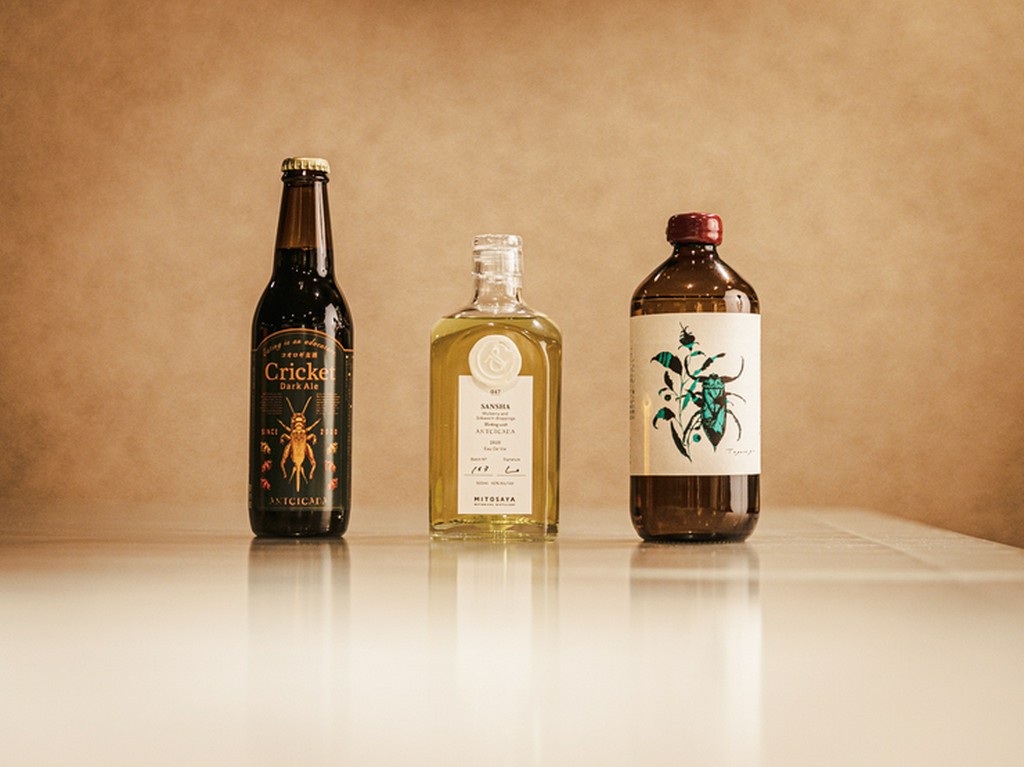 お酒でも冒険を。多彩なドリンクが登場するペアリングも人気