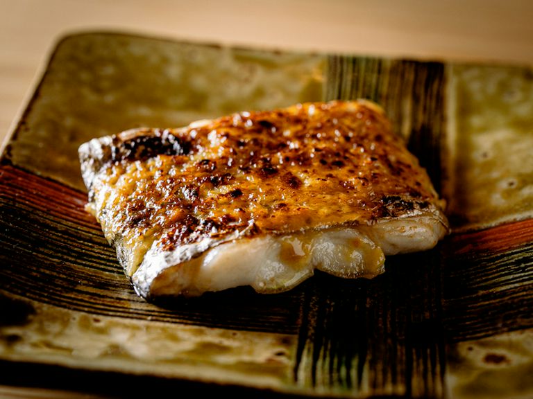 つまみの定番『太刀魚の酒盗焼き』