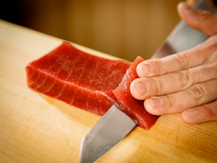価格を抑えるために、国産に負けない海外産の鮪を使用			