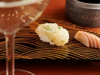 オイルx塩でつくる新しい『オイル寿し』の世界				