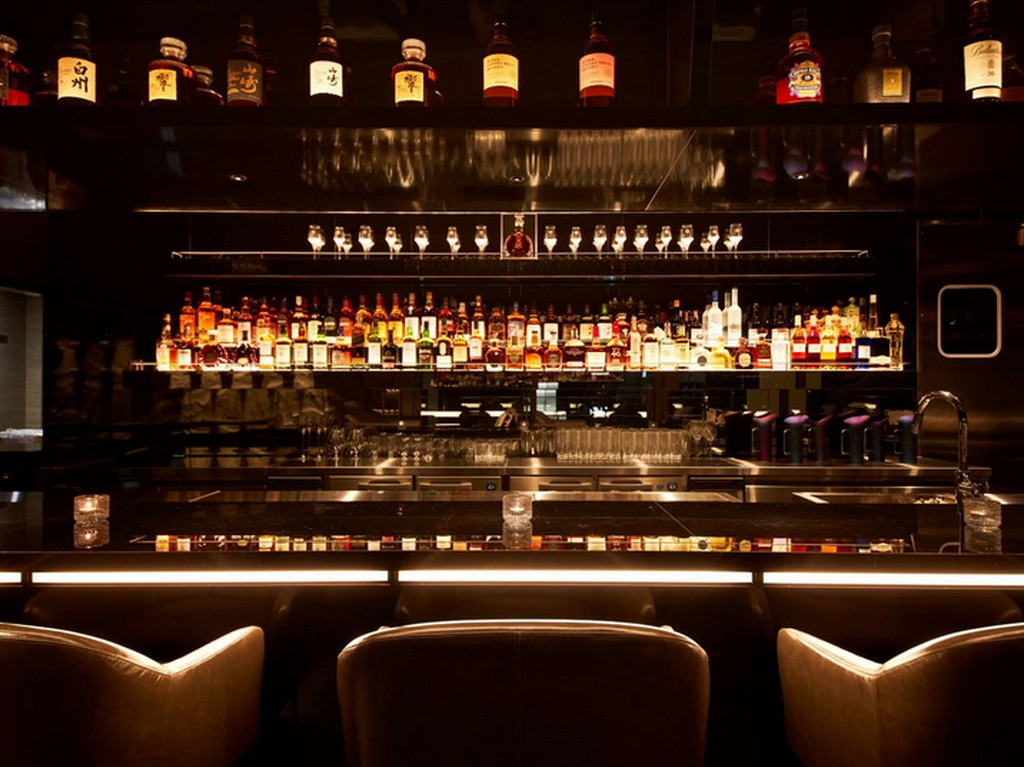 10階【SPICE LAB TOKYO】でのディナー前後の利⽤にも最適