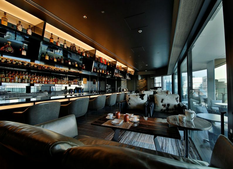 グレイルーム店内