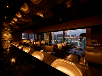 グレイルーム店内