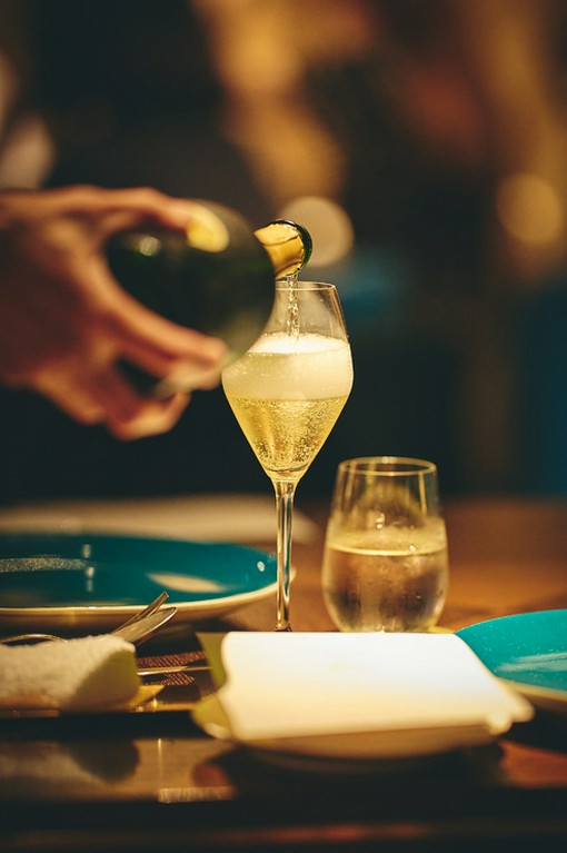 成澤亨太氏監修。スパイスとワインが奏でる新たなマリアージュ