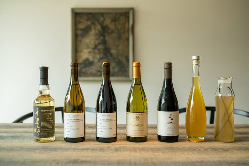 ワインセラーには富山産ワインも勢揃い