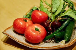 京都近郊の畑から届く採れたての野菜