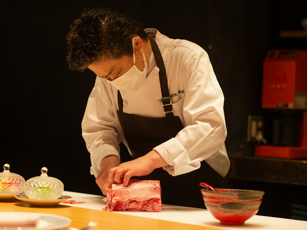 会話と料理で楽しませる“シェフ前”の醍醐味を味わって				