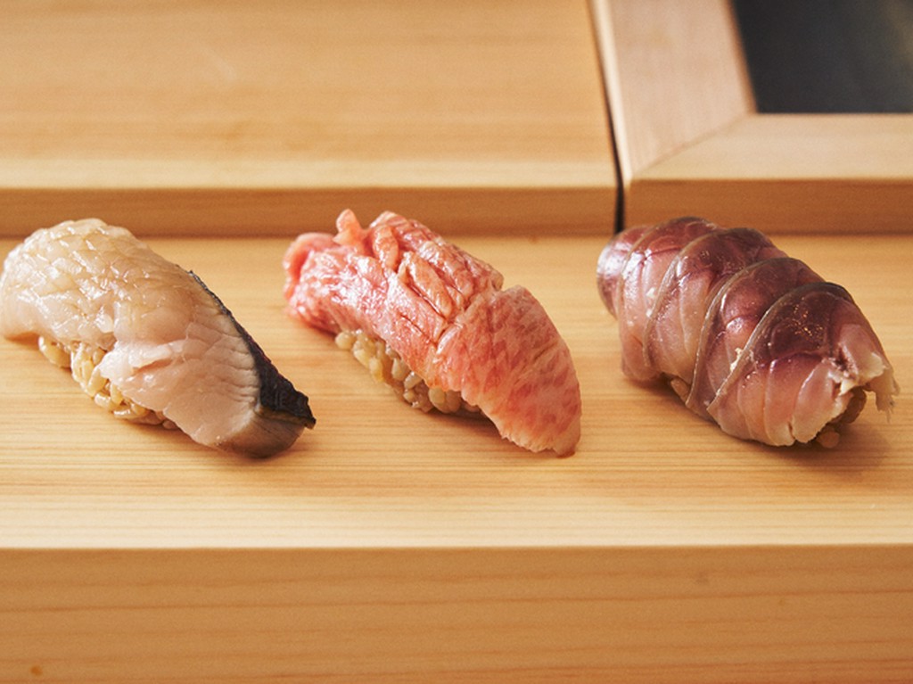 理想の握りのために、産地に頼らない仕入れを