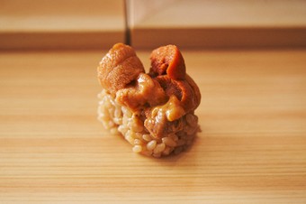風味を生かすため、軍艦にしない『ウニ』
