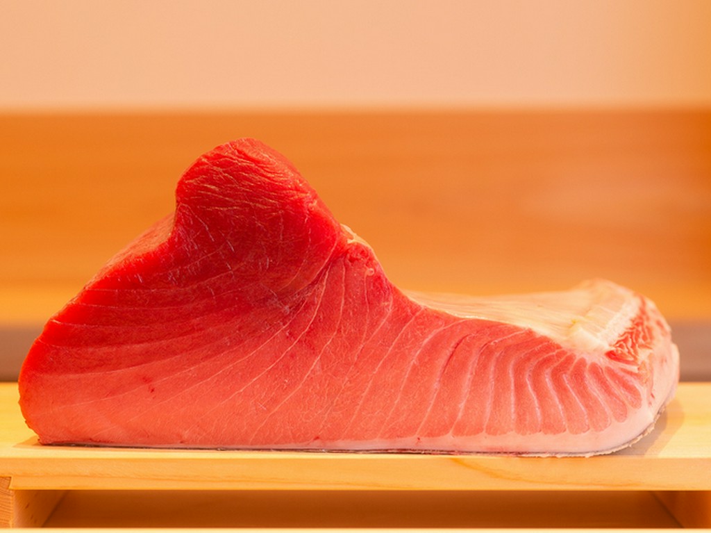 こだわりのマグロは「やま幸」から仕入れ				
