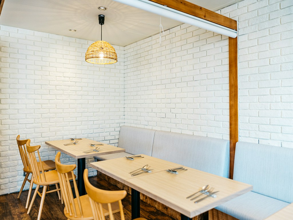 落ち着いて食事を楽しめる個室