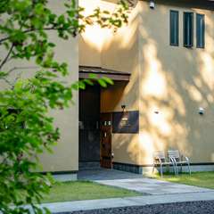 熱海の高台にある別荘地。静謐なロケーションの隠れ家的フレンチ