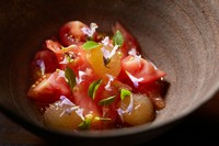 トマトウォーターをプラスして、桃太郎トマト30個分の栄養を詰め込んだ『とまと30個』