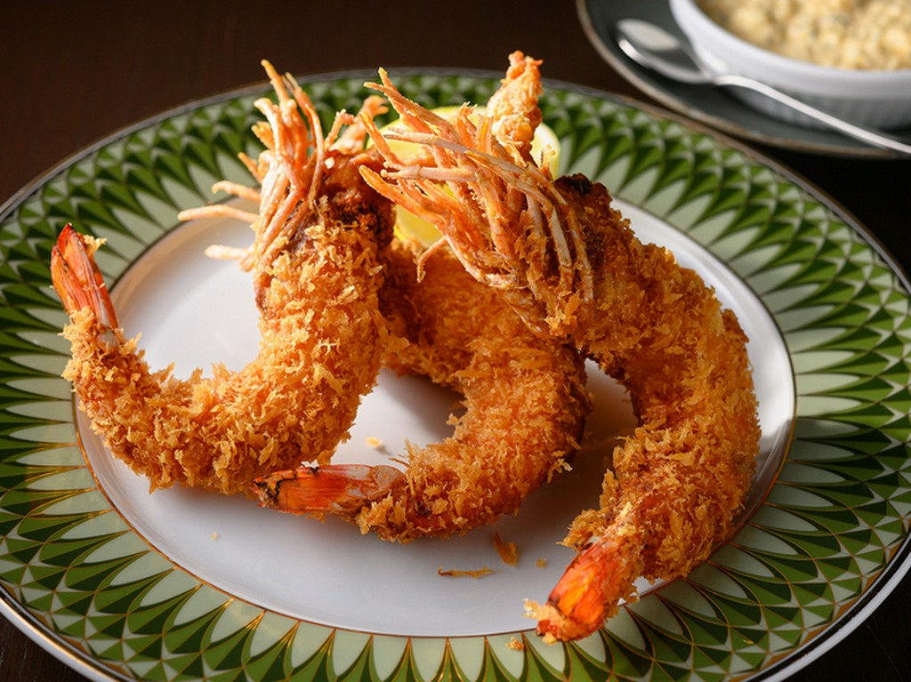 頭からかぶりついて食べたい『大海老フライ』