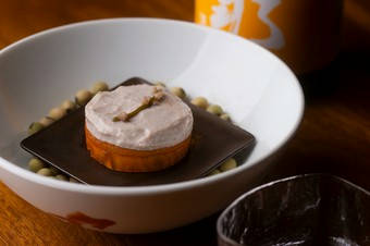 シェフが惚れこんだピーナッツバターでつくる強肴『SANCHAIの揚げ出し』