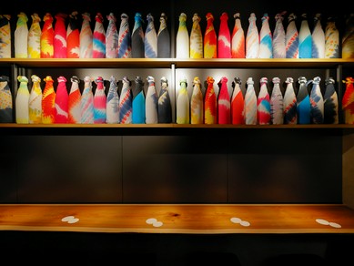 華やか系からどっしりタイプまで、厳選された日本酒が揃う