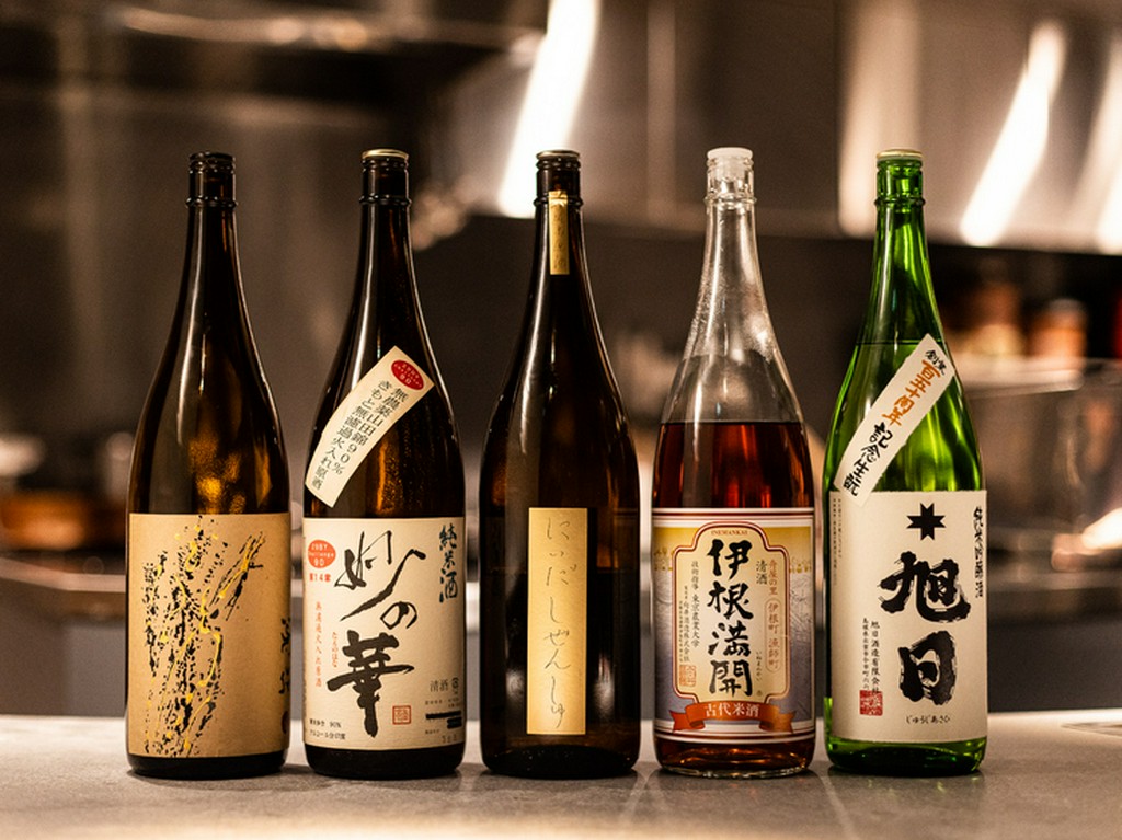 型にはまらないプレゼンテーションで燗酒をご提供