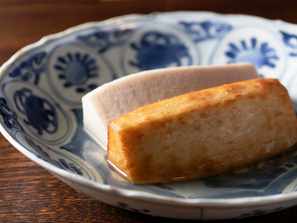 異なる調理法で仕上げ。舌の肥えた常連を唸らせた『大阪産海老芋の食べ比べ』