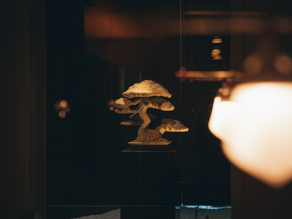 トップアーティストとのコラボレーションで生み出される店内