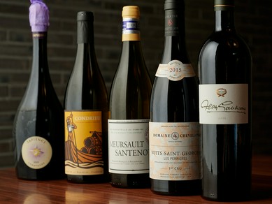 料理がいっそう輝くワインを揃え、幸せが増すペアリングを届ける