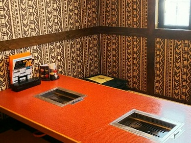 半個室テーブル席・個室座敷ございます。