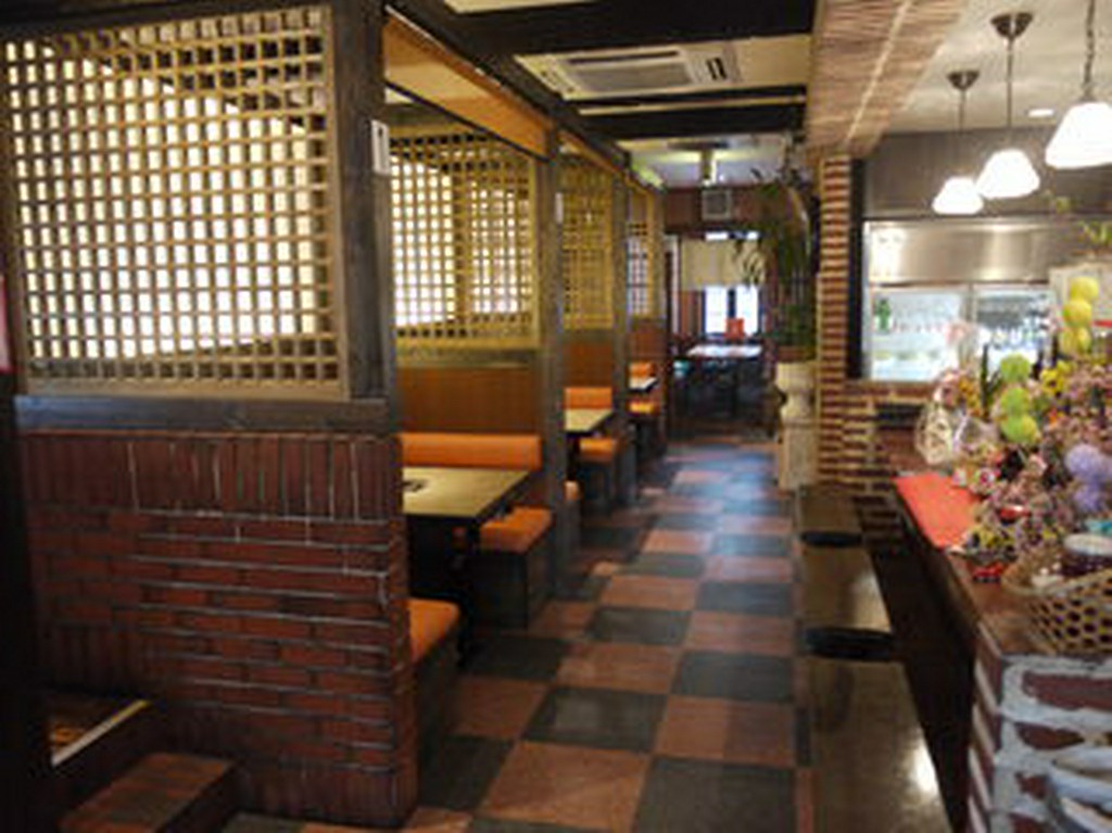 【愛顔の認証店取得済】消毒液を設置し、飛沫防止ビニールを設置