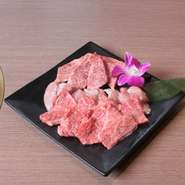 ハラミ・バラ・カシワ・ライス２つ・ワカメスープ２つ・野菜付