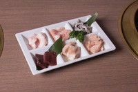 ホルモン・トロホルモン・上ミノ・ミノ・レバー・センマイ