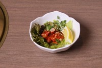 タラのハラワタとえらの塩辛を唐辛子などで味付け。