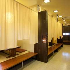 店内は明るい雰囲気です