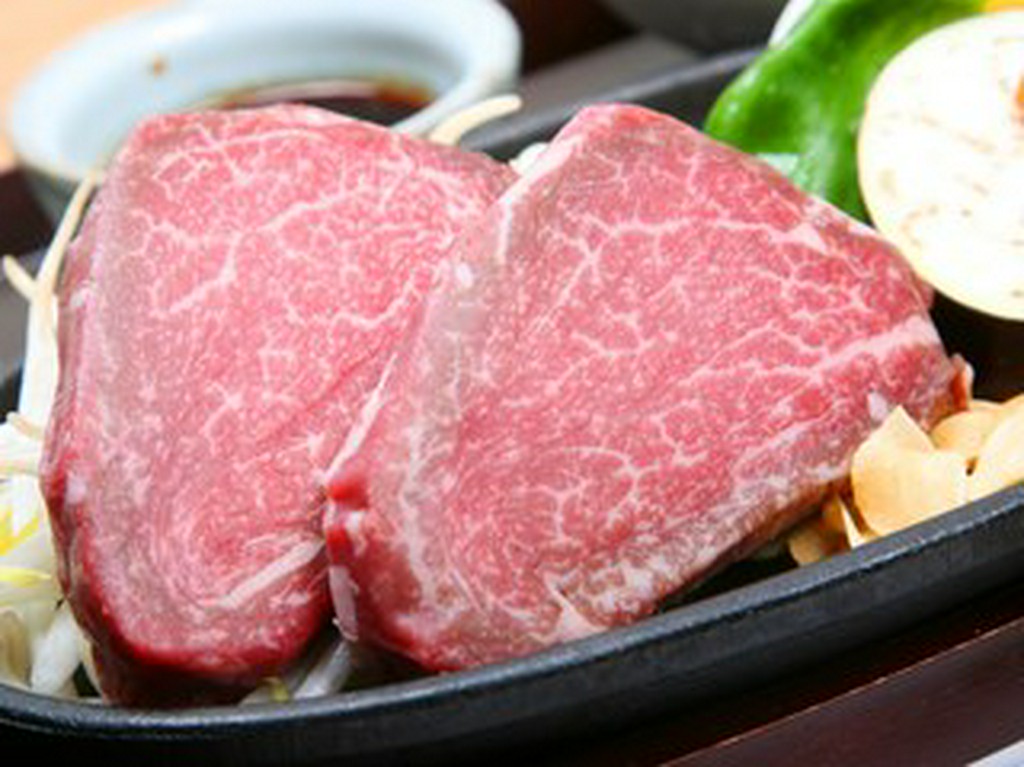 分厚いお肉がたまらない!!