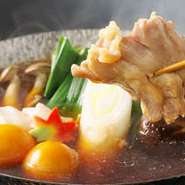 すき焼き・囲炉裏で炭火焼・たまごご飯