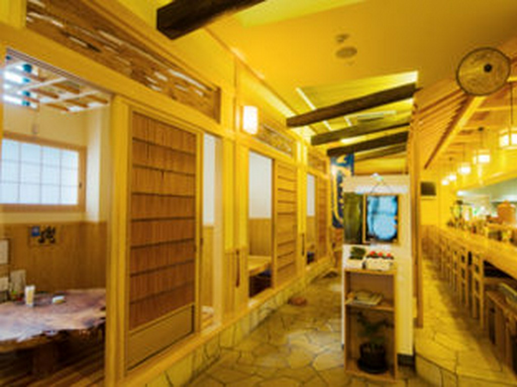 個室重視の店内