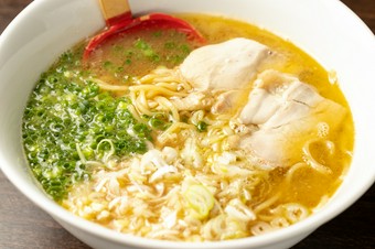 シンプルながらも奥深い味わい『鶏そば』