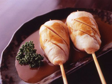 わさび正油で食す「ささみのしぎ焼き」も人気