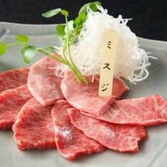 飛騨牛をはじめとした黒毛和牛のみを使っています