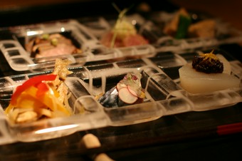 そば前料理三品盛り合わせ