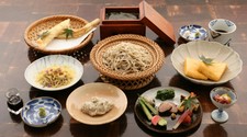 接待におすすめ！天ぷらから蕎麦、デザートまで贅沢な蕎麦会席コース