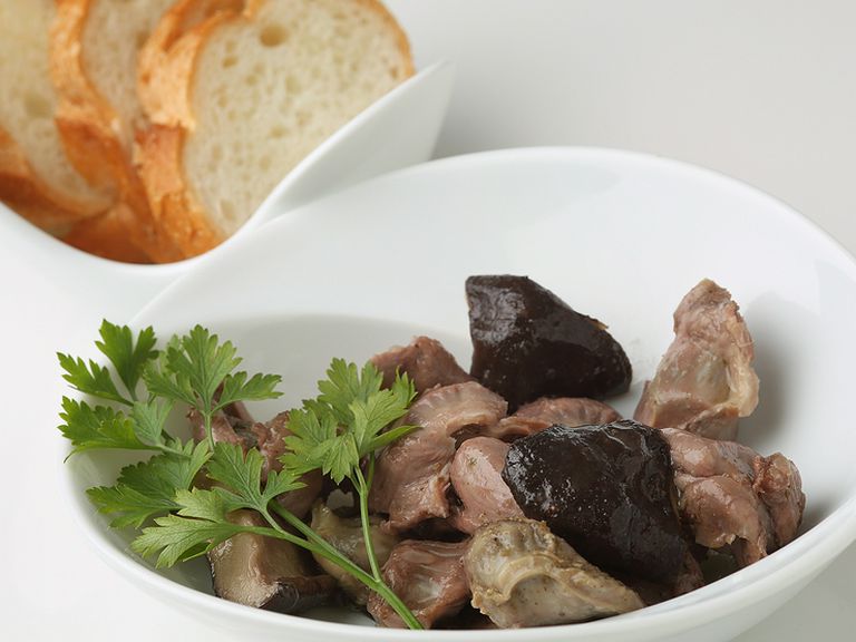 しっとりした柔らかな食感の砂肝が堪能できる『砂肝のコンフィ』