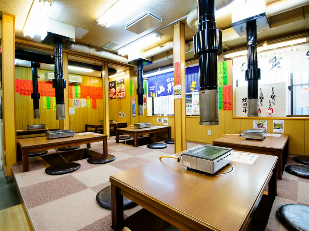 広い座敷席は大家族でも安心